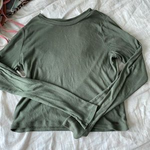 long sleeve crop